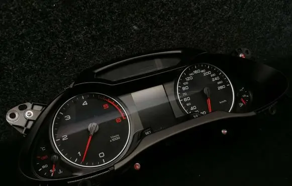 Audi A4 S4 B8 8K Speedometer (instrument cluster) 8K0920930D