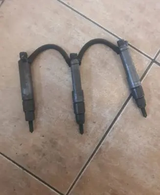 Audi A4 S4 B5 8D Fuel injector 028130201G