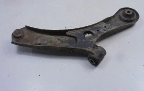Fiat Sedici Front lower control arm/wishbone