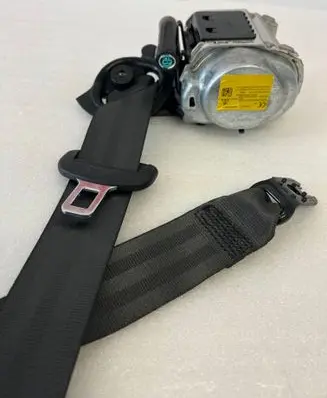 Audi Q7 4M Rear seatbelt 4M0857806D 34163762D