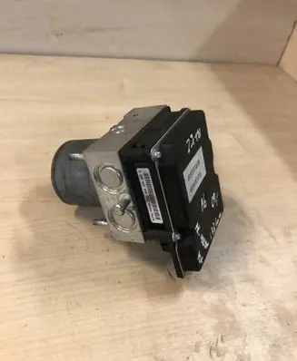 Audi A6 S6 C6 4F ABS Pump 4F0614517AT 4F0910517AK