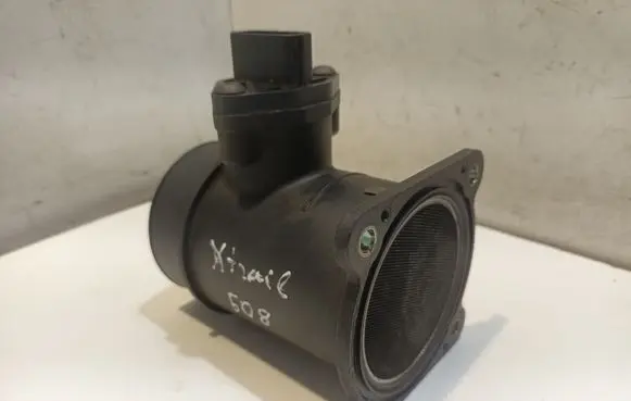 Nissan X-Trail T30 Mass air flow meter C36700A74