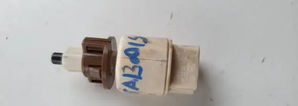 Toyota Yaris Brake pedal sensor switch