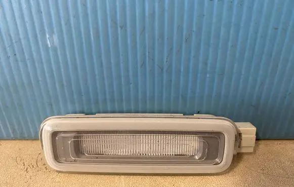 Audi A5 Front seat light 4M0947105