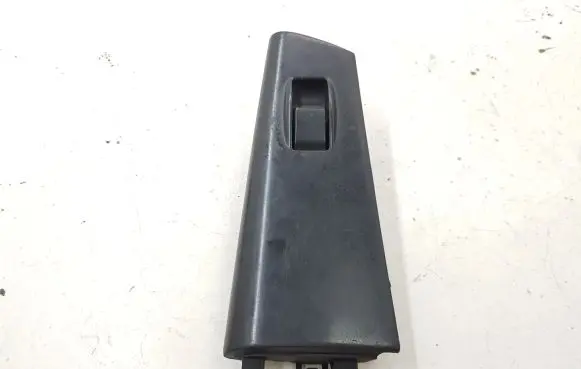 Toyota Corolla E120 E130 Electric window control switch 8480102361