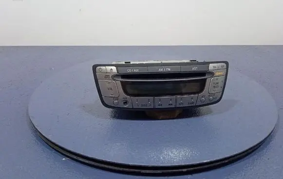 Toyota Aygo AB10 Radio/CD/DVD/GPS head unit 86120-0H010