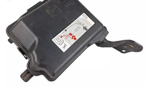 Peugeot 208 Fuse box set 9824510780