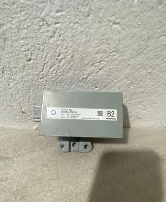 Toyota Avensis T270 Phone control unit/module 8598A05020 0013984 EUW9TY023DJ