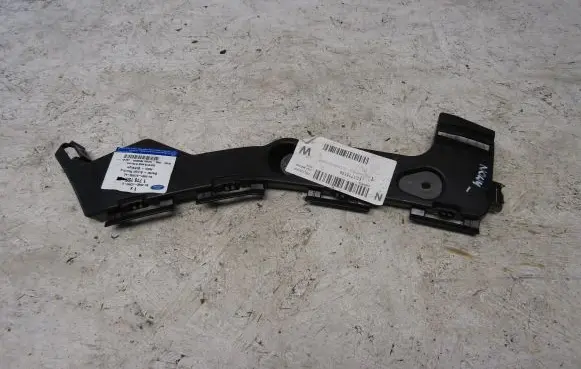 Ford Focus C-MAX Rear bumper mounting bracket AM51R17E850AC