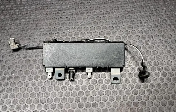 Saab 9-5 Antenna control unit 4870309 AAR728