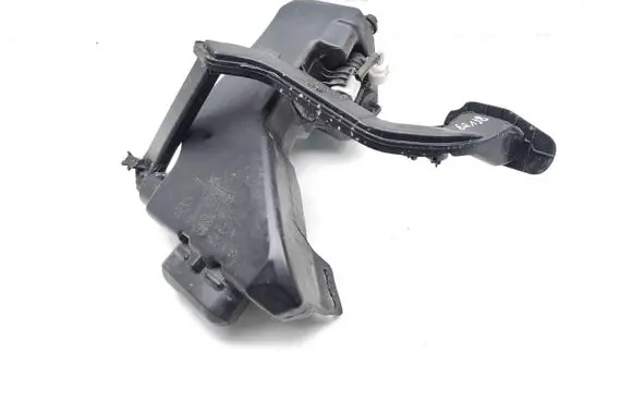 Mercedes-Benz EQC Windshield washer fluid reservoir/tank A2058600106 2138690166 A2058660000