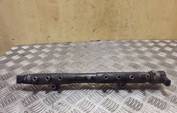 Volvo XC90 Fuel main line pipe 0445215023 30777554