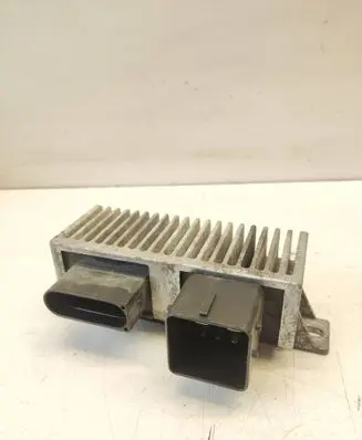 Renault Scenic III - Grand scenic III Glow plug pre-heat relay RCS812 8200558438A