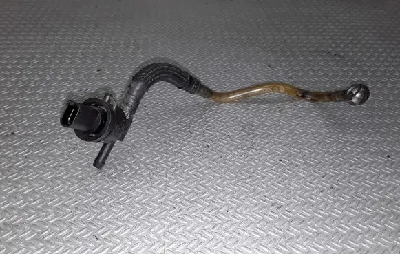 Audi A2 Fuel line/pipe/hose 038906081B