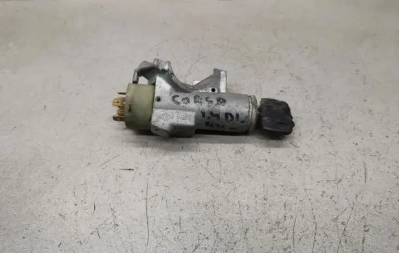Opel Corsa B Ignition lock 1239000 1239001