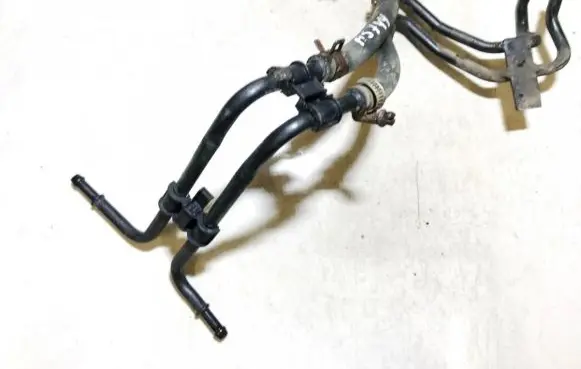 Mercedes-Benz C W203 Engine coolant pipe/hose
