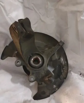 Volvo V50 Front wheel hub 3M513K170