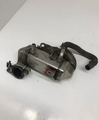Renault Scenic III - Grand scenic III EGR valve cooler 147350264R 25412A284