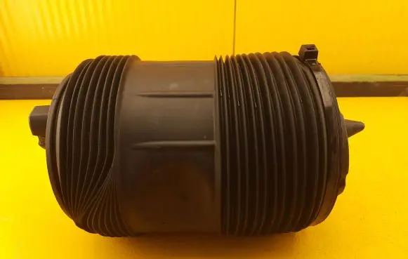 Audi A6 S6 C8 4K Air suspension rear shock absorber 4K0616002E