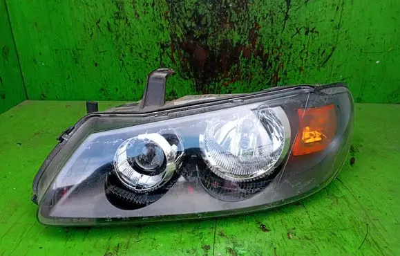 Nissan Almera N16 Headlight/headlamp
