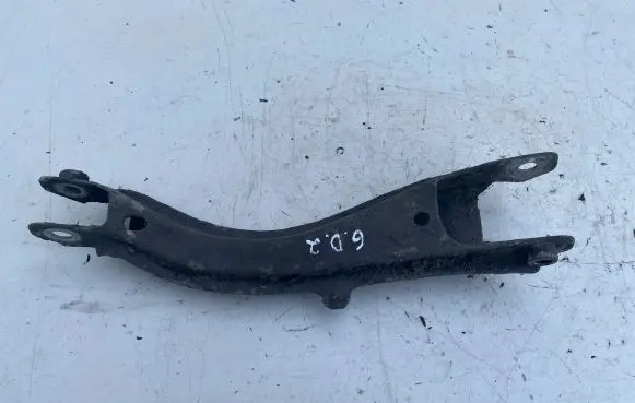 Volvo V70 Rear upper control arm/wishbone 8634670