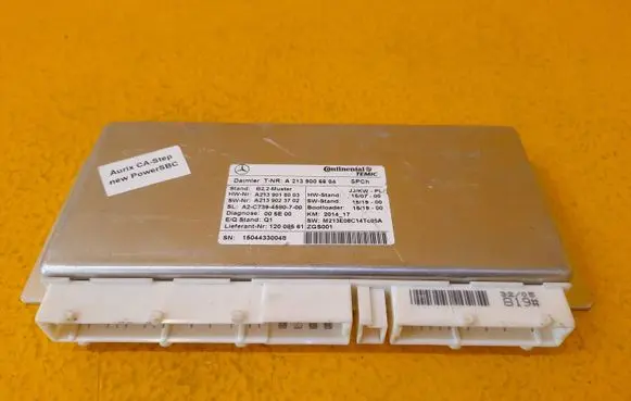 Mercedes-Benz E W213 Air suspension control unit module (rear) A2139006604