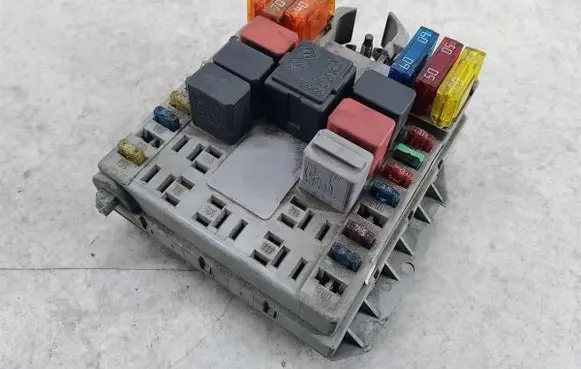 Fiat Doblo Fuse box set 46752706