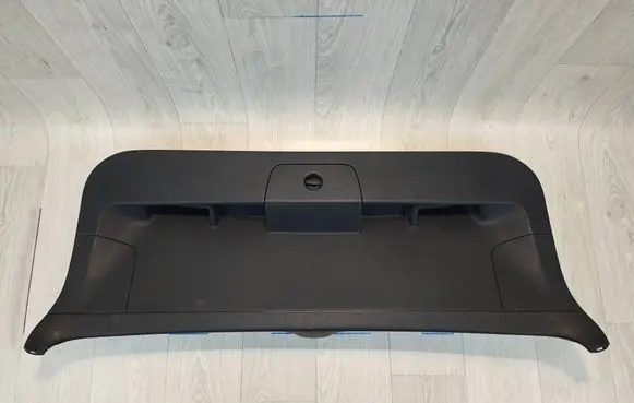 Volkswagen Golf VII Tailgate/boot cover trim set 5G9867605A