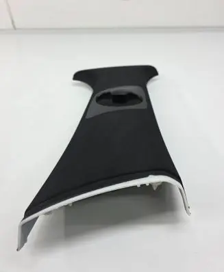 BMW X6 E71 (B) pillar trim (top) 6979850