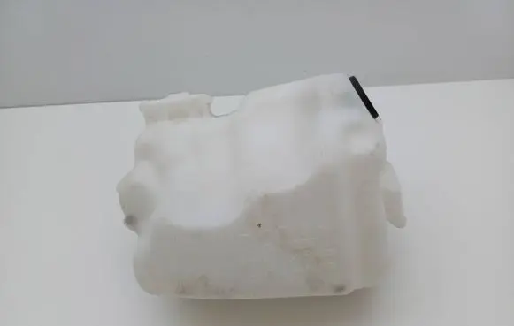 Renault Scenic II - Grand scenic II Windshield washer fluid reservoir/tank 8200104706C