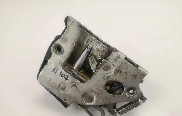 Mercedes-Benz S W126 Front door lock 1267200135 A1267200135 1237230108