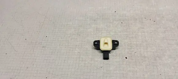 Jeep Grand Cherokee Airbag deployment crash/impact sensor A1668210351 56054084AA