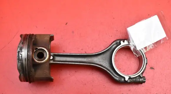 Audi A3 S3 8V Piston 04EAM