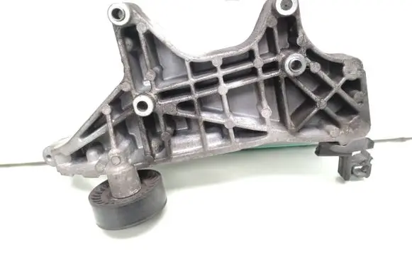 Fiat 500 A/C compressor mount bracket 55225533