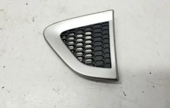 Chevrolet Captiva Fender grill 96433169