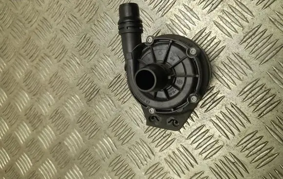 Opel Astra L Webasto circulation pump for autonomous heater 9827567880