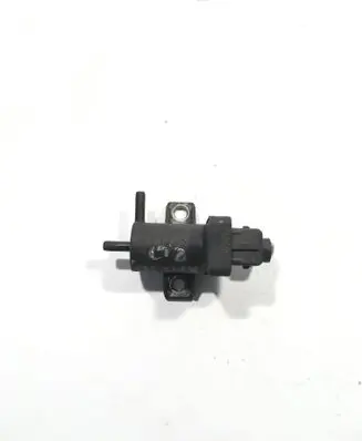 Renault Koleos I Turbo solenoid valve 8200762597