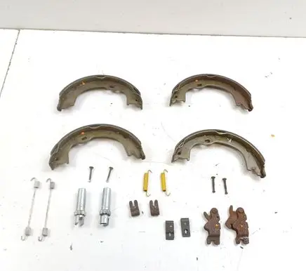 Jeep Grand Cherokee Handbrake/parking brake pads 90R02B0019