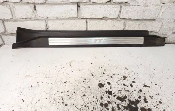 Audi TT Mk1 Front sill trim cover 8N8853492