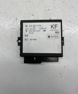 Opel Zafira A Comfort/convenience module 24437076 F005V00155
