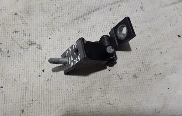 Audi A6 S6 C7 4G Rear door upper hinge 4G0831402C