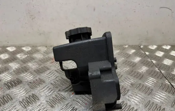 Mercedes-Benz C W203 Power steering fluid tank/reservoir 7691462130