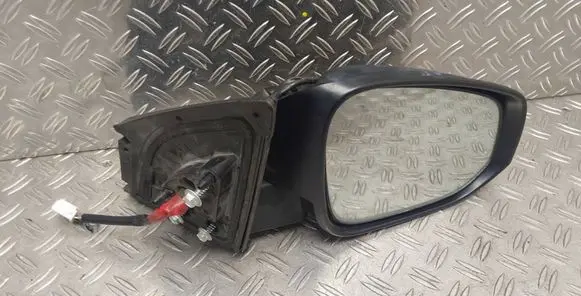 Toyota RAV 4 (XA40) Front door electric wing mirror
