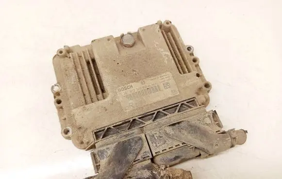 Opel Astra H Engine control unit/module 0281012549
