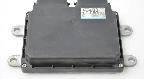 Mazda 3 I Engine control unit/module LFAE18881C