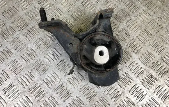 Lexus NX Engine mount bracket