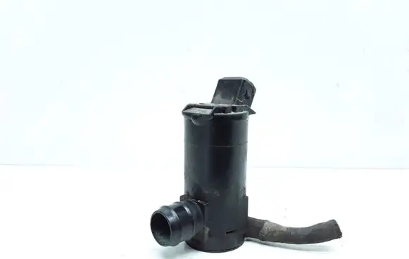 Volvo XC70 Windscreen/windshield washer pump 9169611