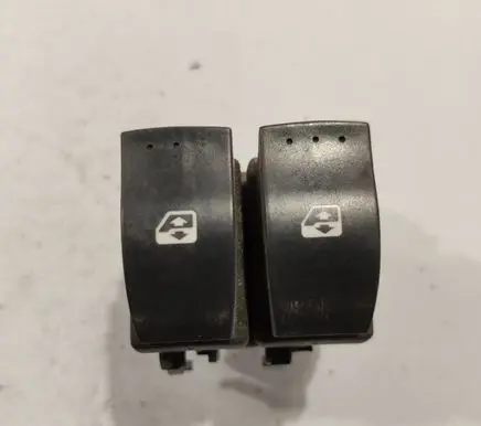 Renault Scenic II - Grand scenic II Electric window control switch 315036
