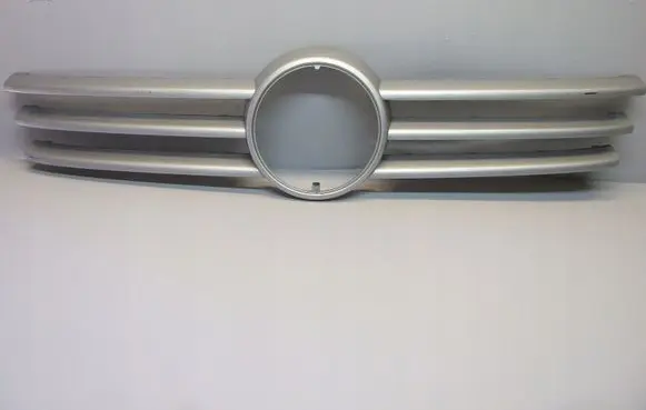 Volkswagen Multivan T5 Front bumper upper radiator grill 7H5807101