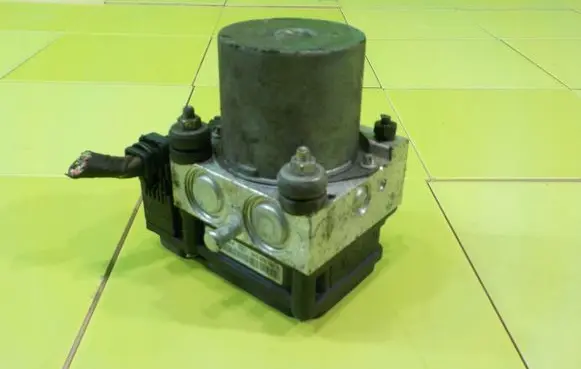Hyundai Santa Fe ABS Pump 0265231771 XP224